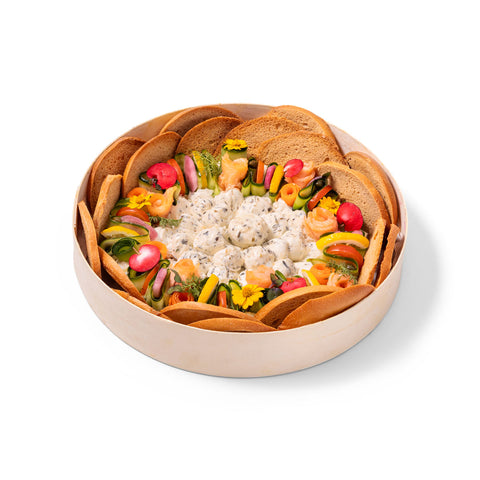 Deluxe Smoked Salmon Platter